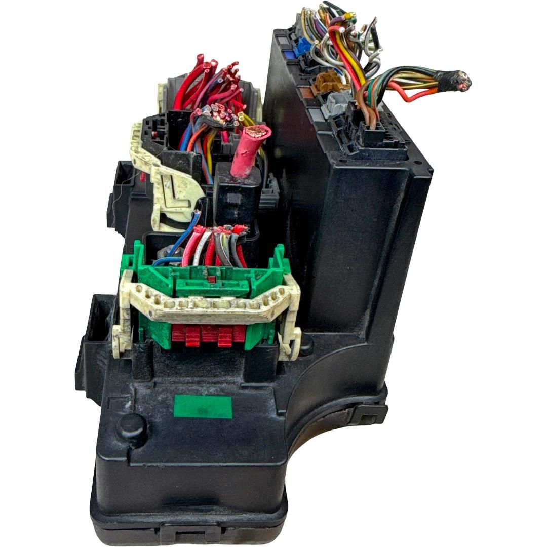 2011-2014 Chrysler 200 Totally Integrated Power Module TIPM OEM 04592346AD - Photo 3