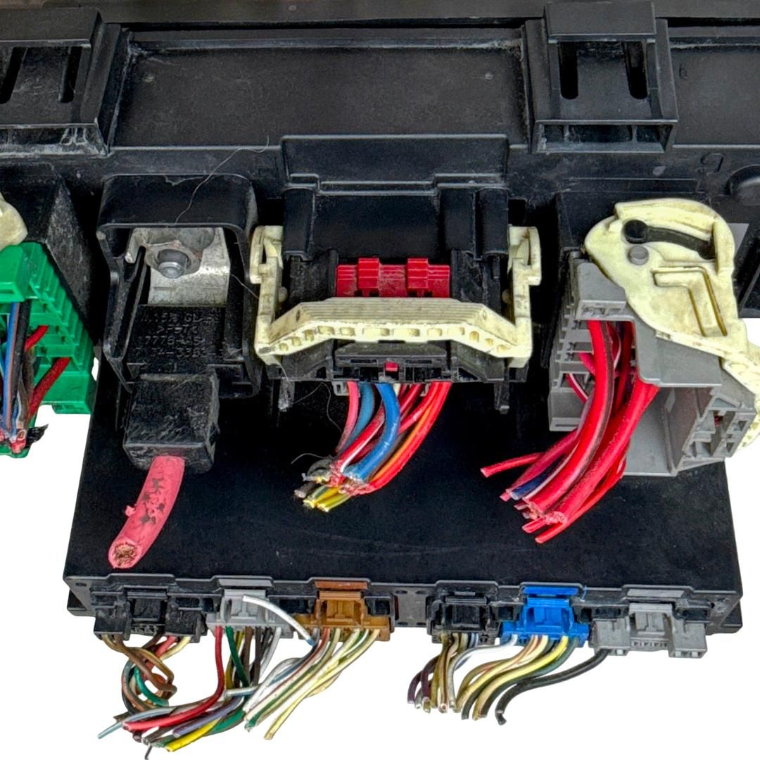 2011-2014 Chrysler 200 Totally Integrated Power Module TIPM OEM 04592346AD - Photo 6
