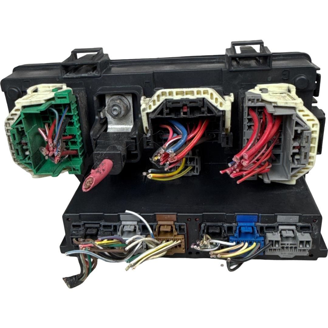 2011-2014 Chrysler 200 Totally Integrated Power Module TIPM OEM 04592346AD - Photo 12