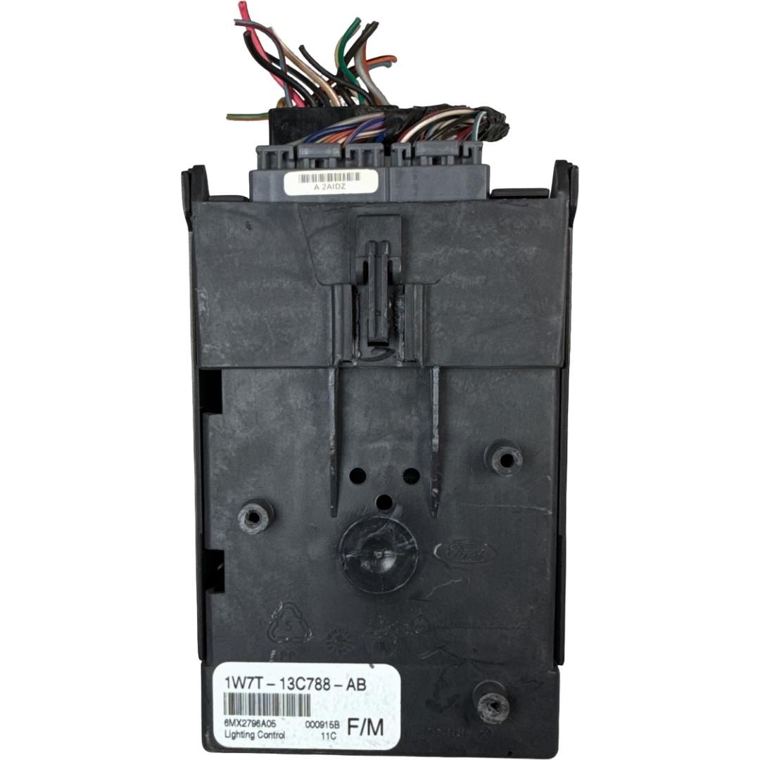 2001-2002 Ford Crown Victoria Lighting Control Module LCM OEM 1W7T-13C788-AB - Photo 14