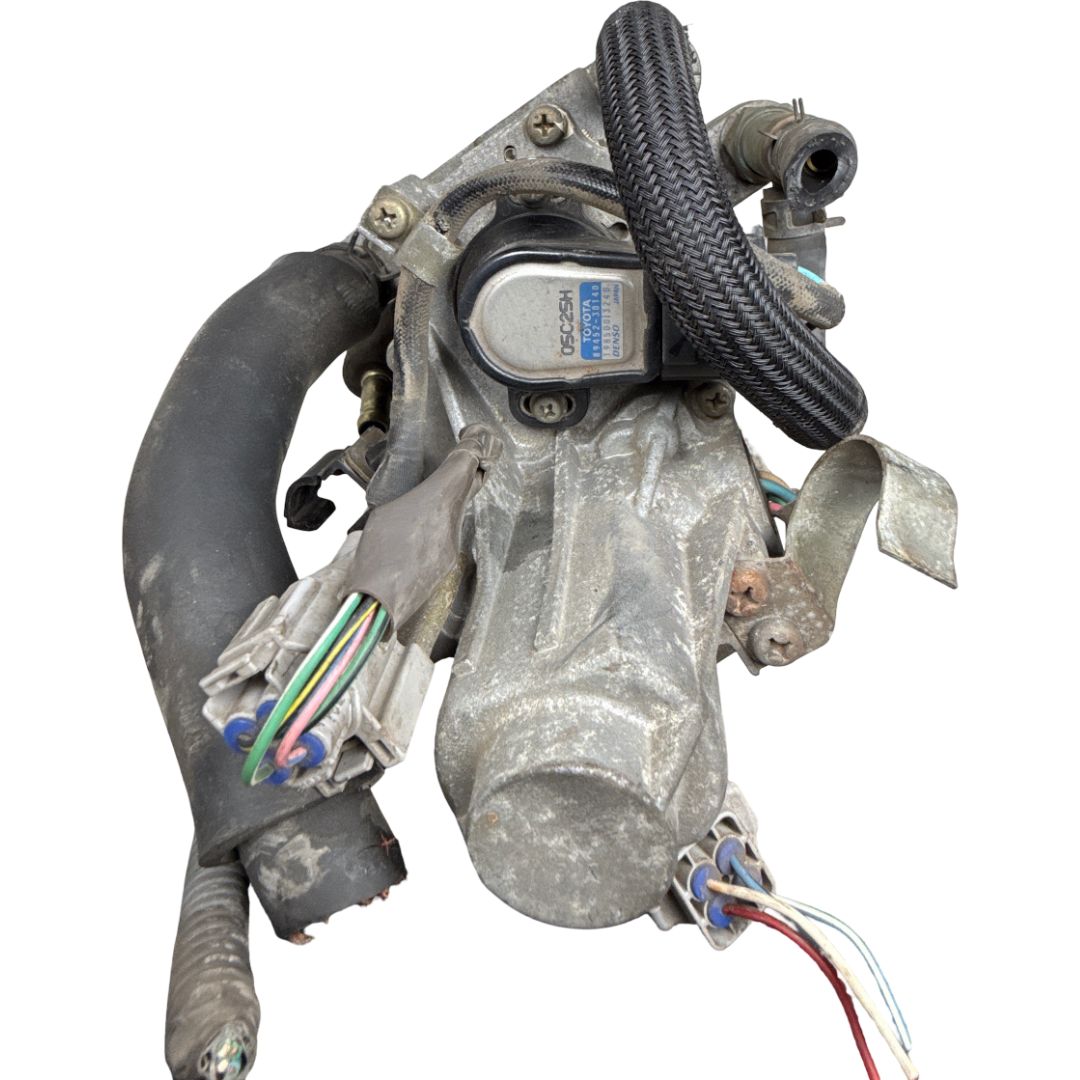 1998-2002 Toyota Land Cruiser Fuel Injection Throttle Body Assembly OEM 22030-50142 - Photo 12