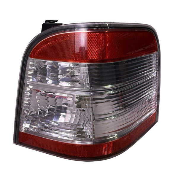 2008-2009 Ford Taurus X Rear Right (Passenger Side) Taillight w/Sockets 8G1Z-13404-A OEM