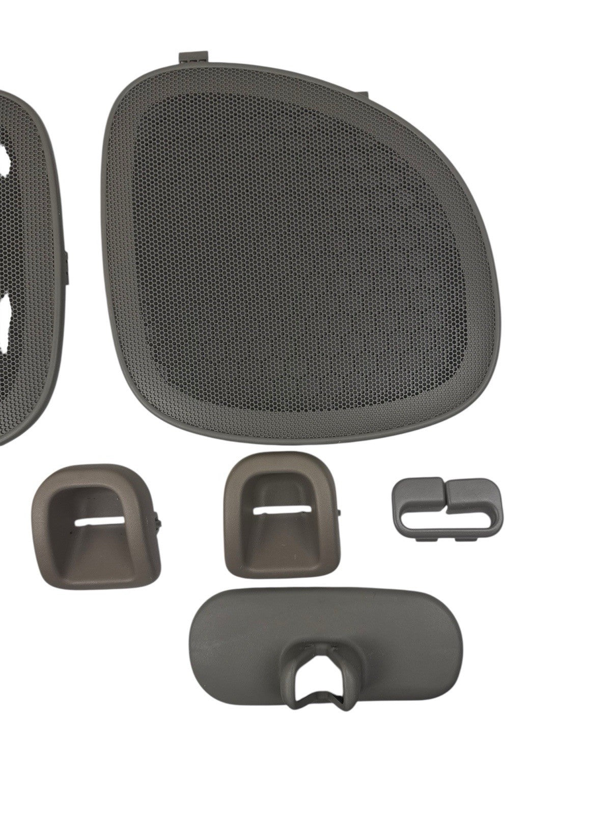 Rear Deck Speaker Trim Set for 2000-2004 Chevrolet Malibu — photo 3