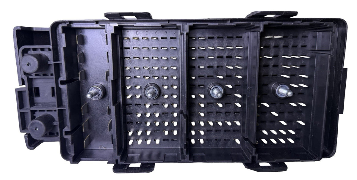 Engine Fuse Box 20822689 – Aura / G6 Compatible for 2009-2012 Chevrolet Malibu — photo 6