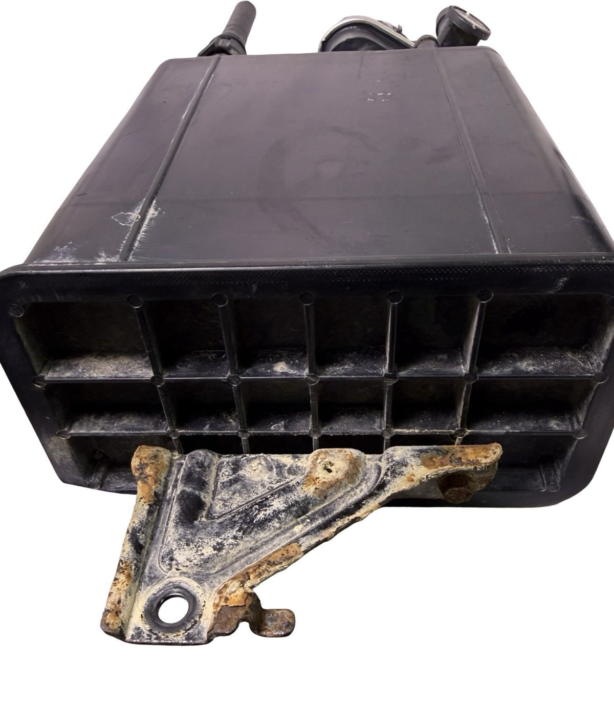 Lower Fuel Vapor Charcoal Canister – 77740‑08060 for 2007-2010 Toyota Sienna — photo 12