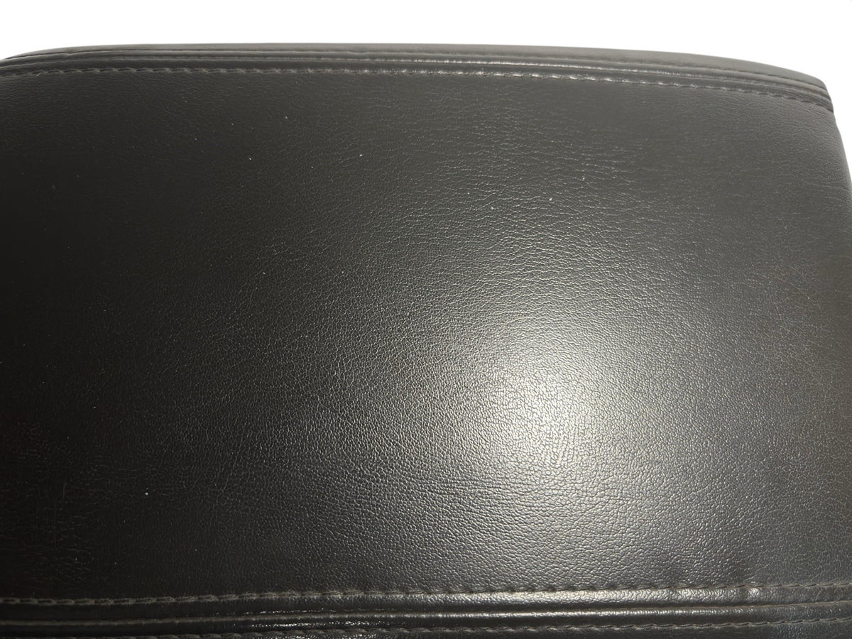 Acadia Enclave Center Console Lid Armrest Black Leather for 2007-2017 Chevrolet Traverse — photo 6