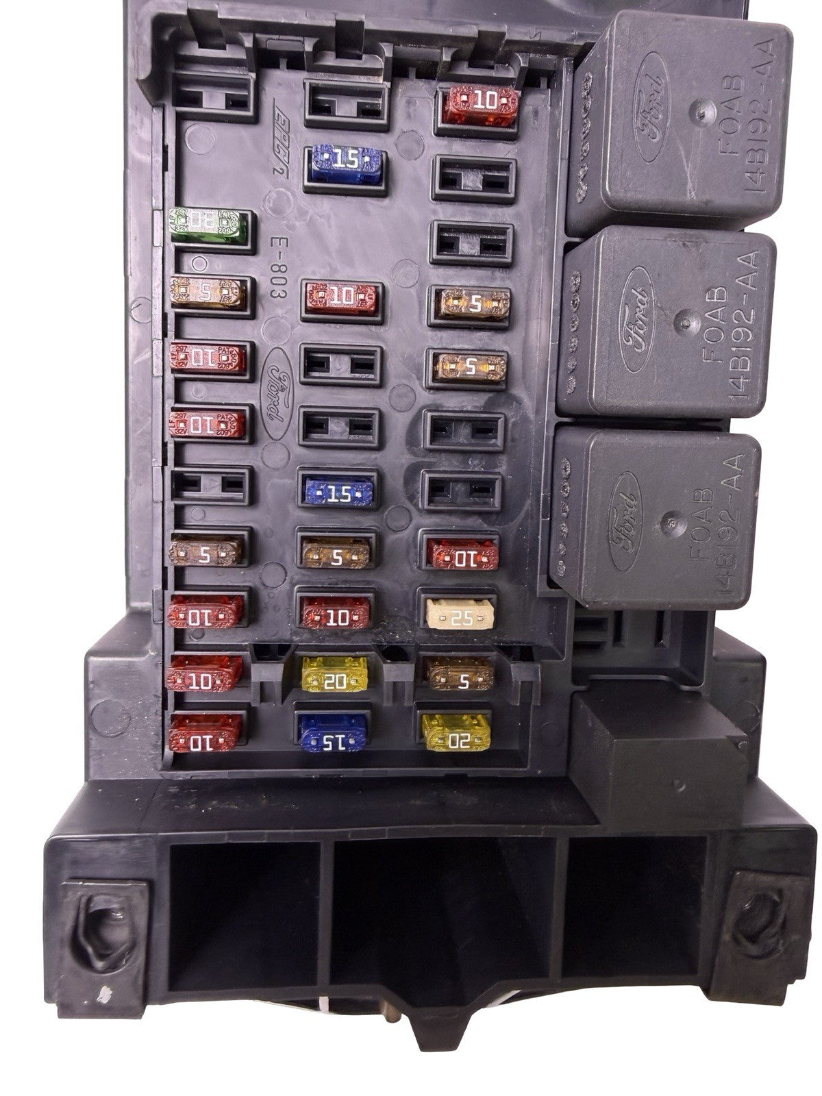 F-350 Excursion F 250 / F 350 / Interior Fuse Box F81B 14A067 AE F81B14A067AE for 1999-2001 Ford F-250 — photo 3
