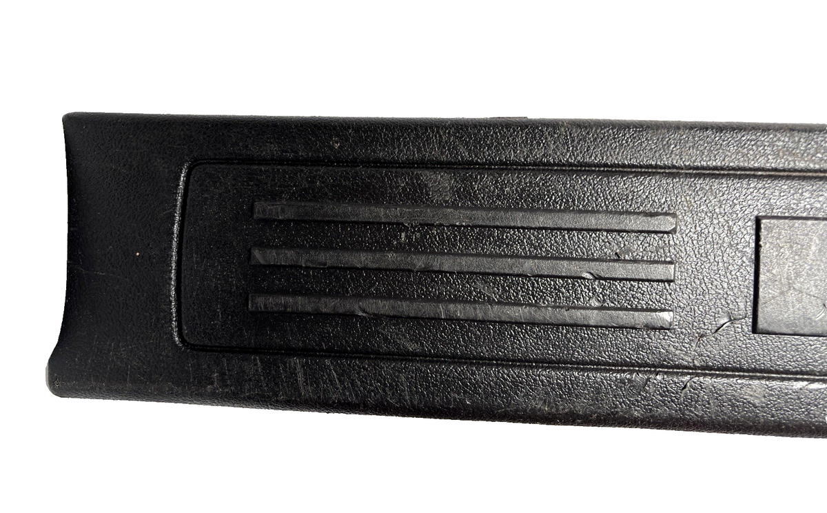 Trunk Cargo Scuff Plate Trim Cover for 2006-2010 Hummer H3 — photo 4