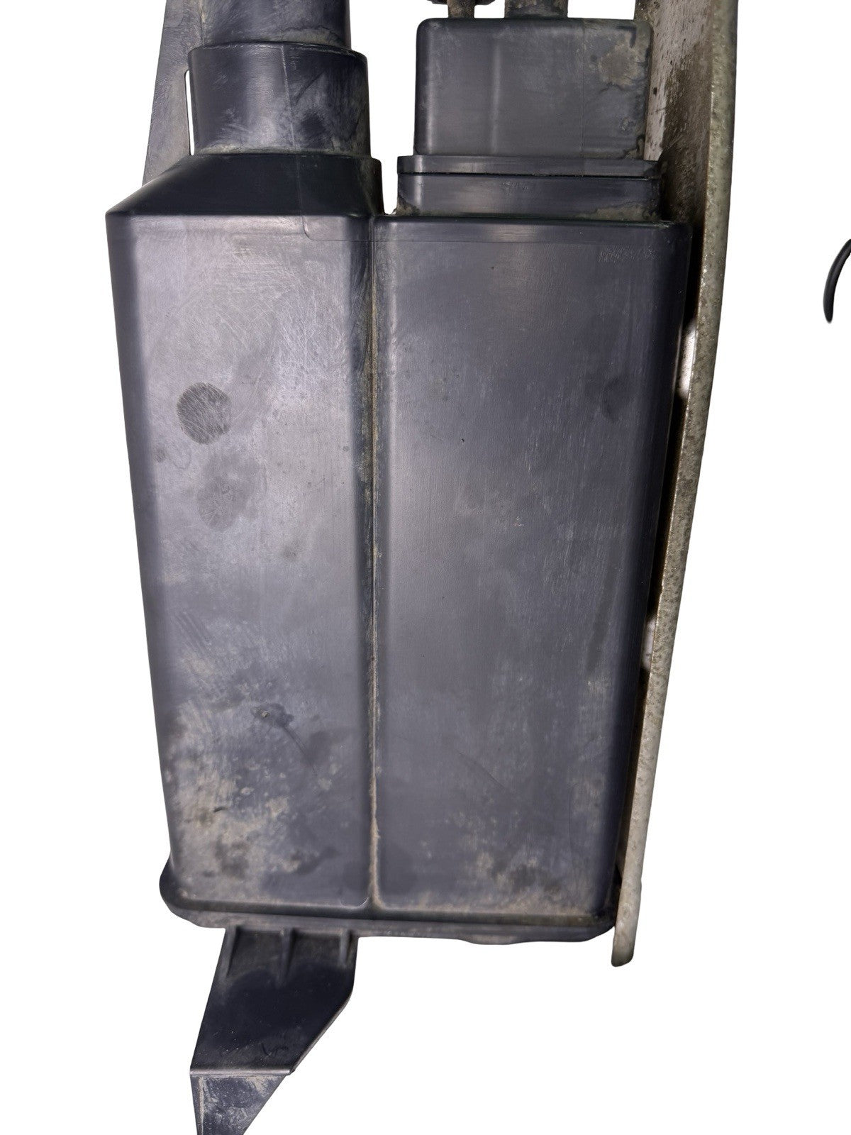2.4L Charcoal Vapor Canister EVAP Assembly 31420-3Q000 for 2011-2014 Hyundai Sonata — photo 9
