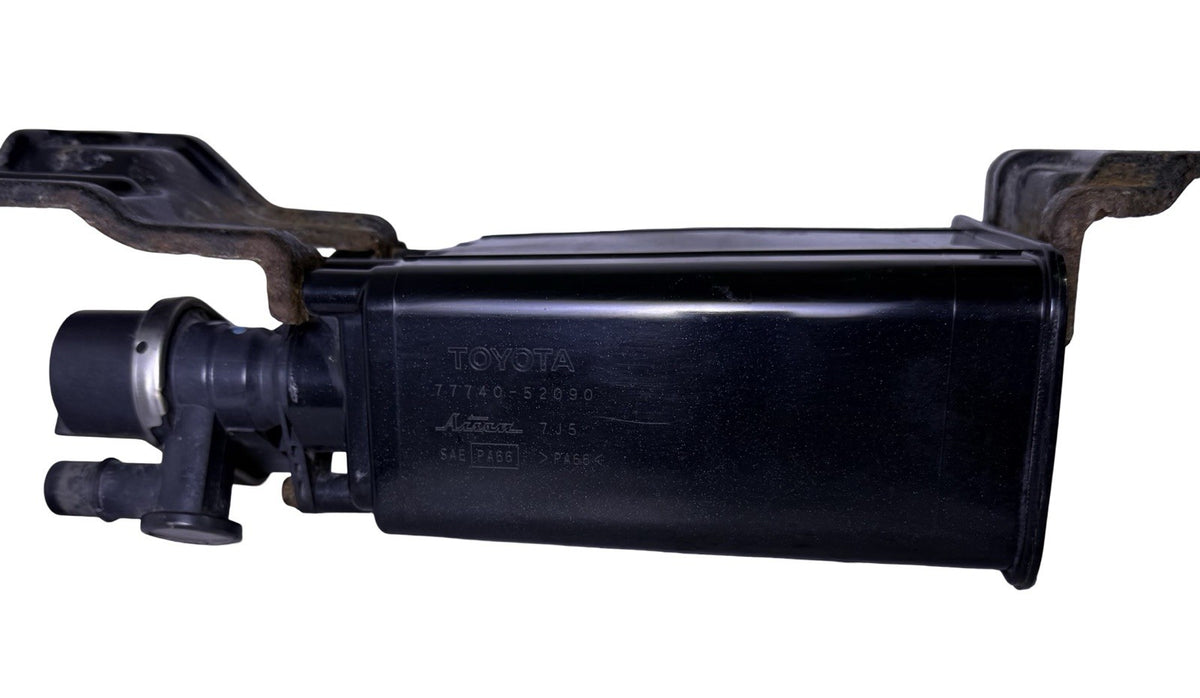 Scion xD EVAP Fuel Vapor Charcoal Canister 77740 52090 7774052090 for 2006-2011 Toyota Yaris — photo 16