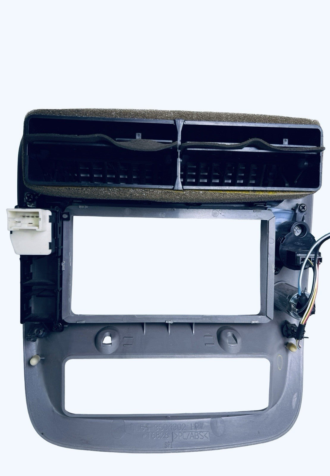 Ranger / Mountaineer Center Dash Radio Bezel – Silver for 1995-2004 Ford Explorer — photo 6