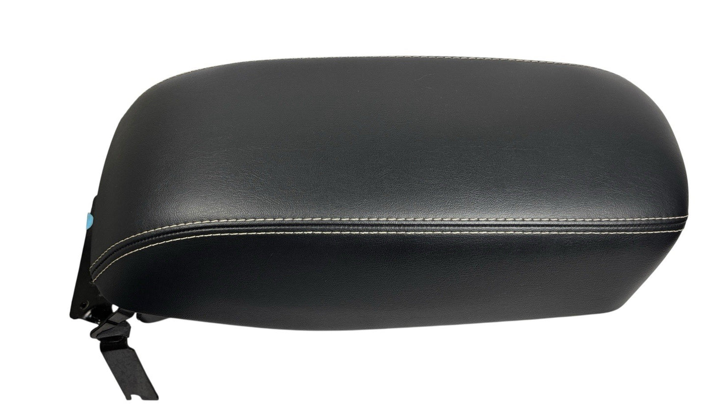 OEM 2014-2018 Jeep Cherokee Center Console Armrest Black Leather White Stitching