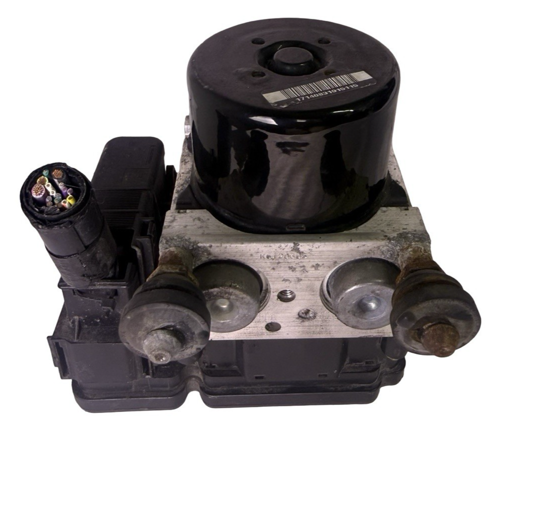 Lincoln MKZ ABS Pump Control Module BE5C‑2C405-CB for 2010-2012 Ford Fusion — photo 7