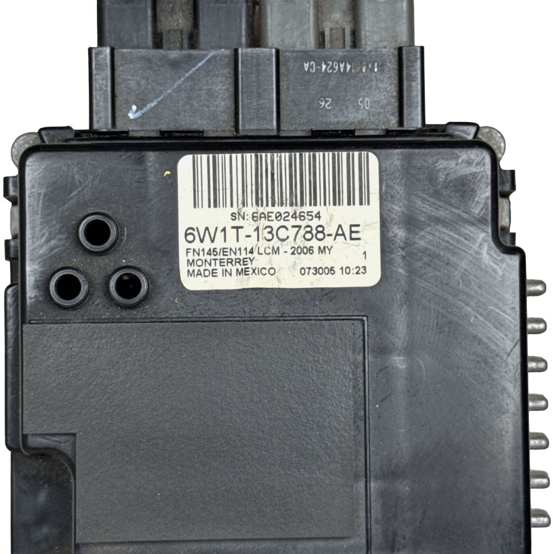 2006-2007 Lincoln Town Car Lighting Control Module (LCM) OEM 6W1T-13C788-AE - Photo 4