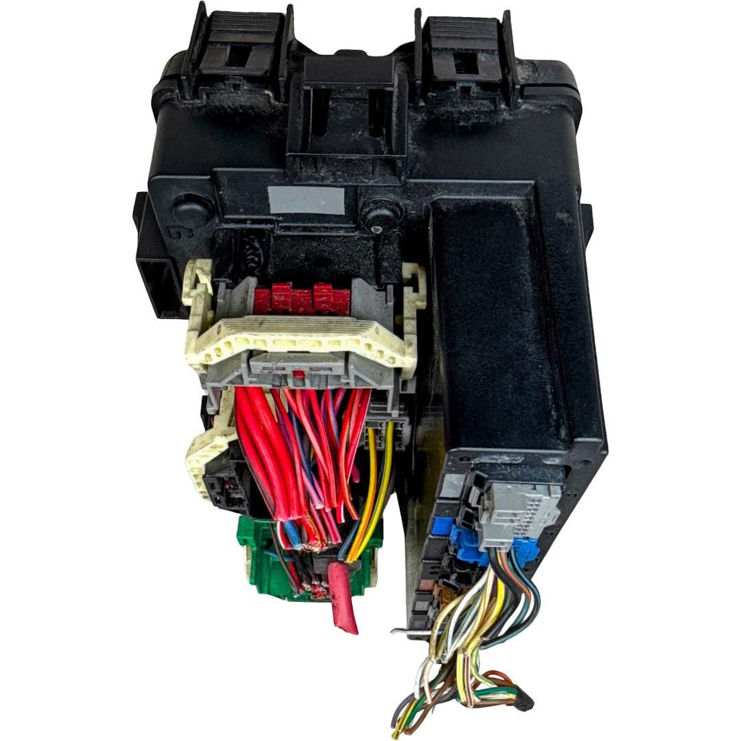 2011-2014 Chrysler 200 Totally Integrated Power Module TIPM OEM 04592346AD - Photo 8
