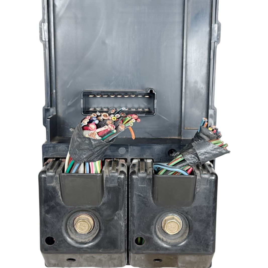 2000-2001 Ford Excursion Central Junction Fuse Box OEM 1C7T-14A067-AA - Photo 6