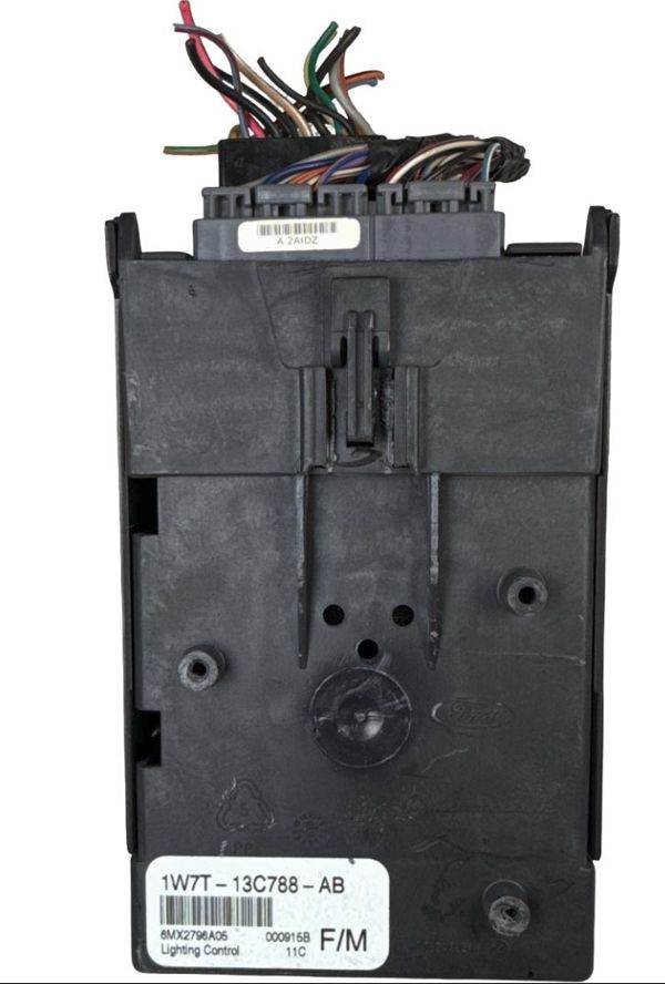 2001-2002 Ford Crown Victoria Lighting Control Module LCM OEM 1W7T-13C788-AB - Photo 15