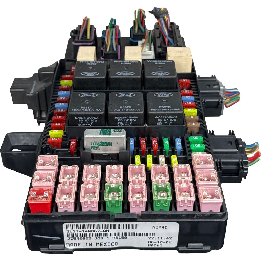 2003 Ford Expedition Fuse Box Relay Panel OEM 2L1T-14A067-AN - Photo 11