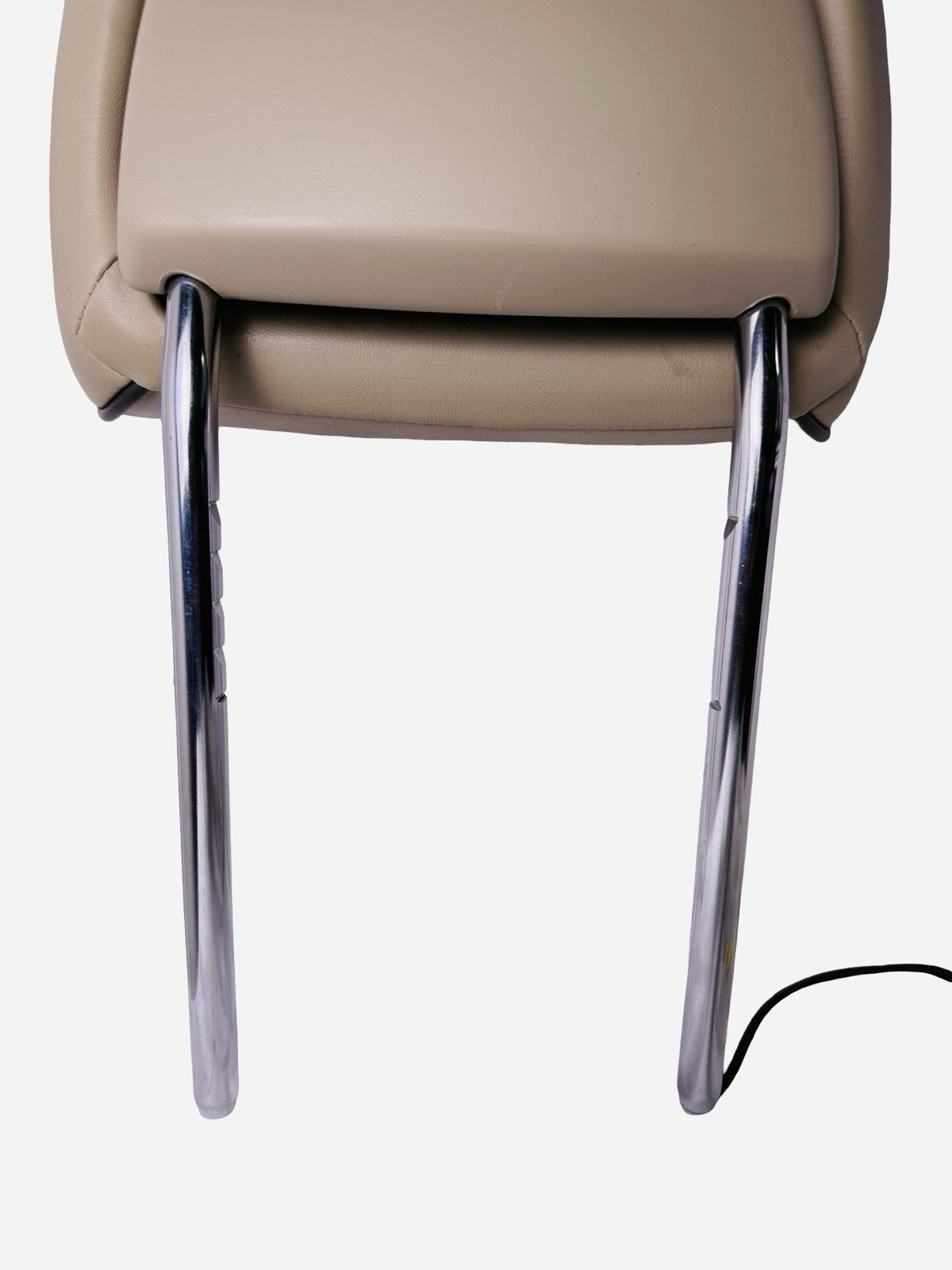 Overland AHR Headrest – Saddle Tan w/ Brown Piping for 2011-2014 Jeep Grand Cherokee — photo 4