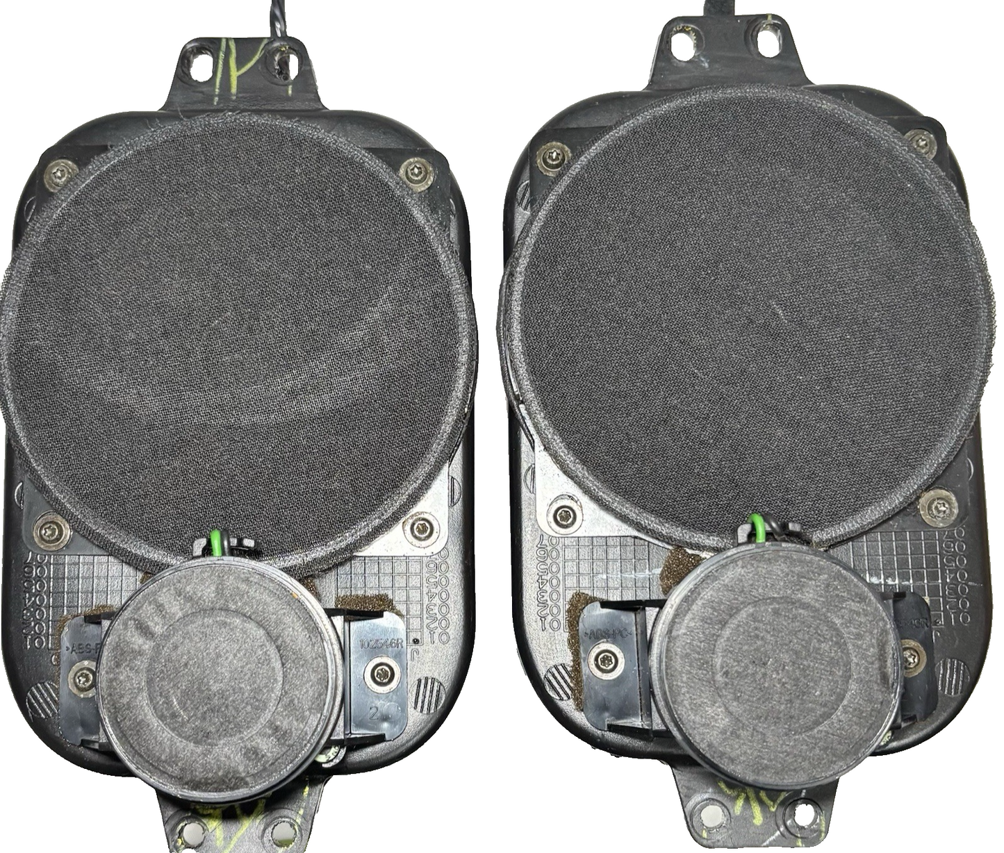 02-06 Jeep Wrangler Dash Panel Speakers Pair Premium 56038719AC OEM HubesHub