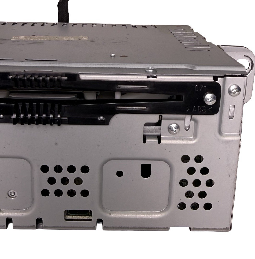 AM FM CD Radio Receiver CJ5T 19C107 HA CJ5T19C107HA for 2015-2016 Ford Escape — photo 3