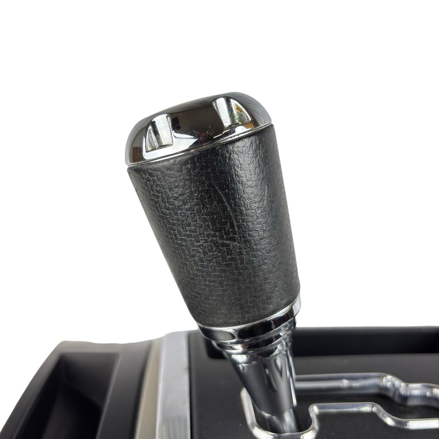 OEM 2005‑2007 Jeep Grand Cherokee Automatic Floor Gear Shifter Assembly