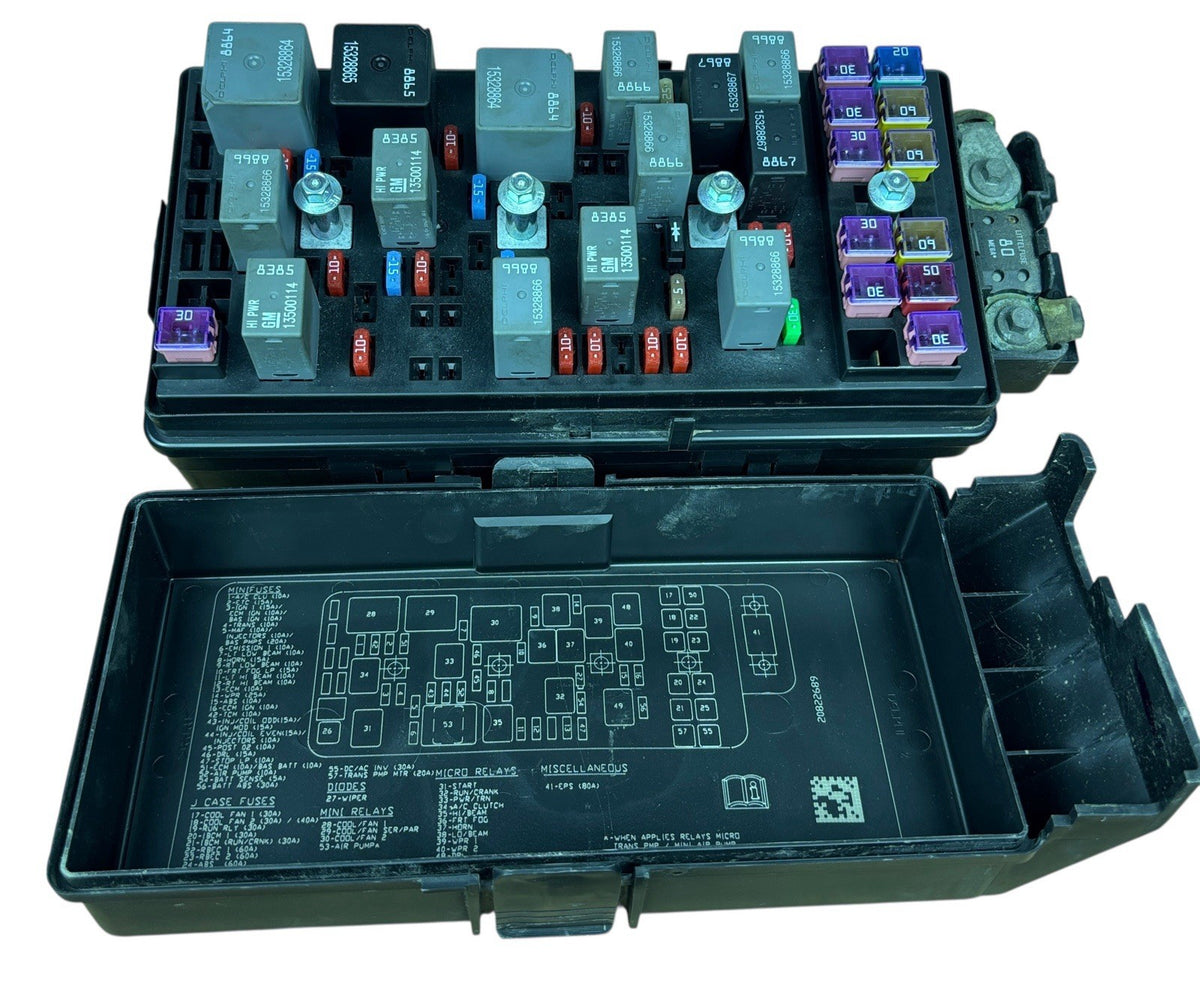 OEM 2008-2012 Chevrolet Malibu 3.6L Engine Bay Fuse Box w/ Pigtails 3.6L 25883018 — Part# 25883018