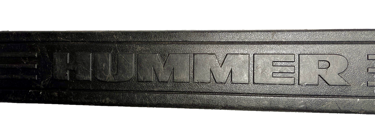Trunk Cargo Scuff Plate Trim Cover for 2006-2010 Hummer H3 — photo 3