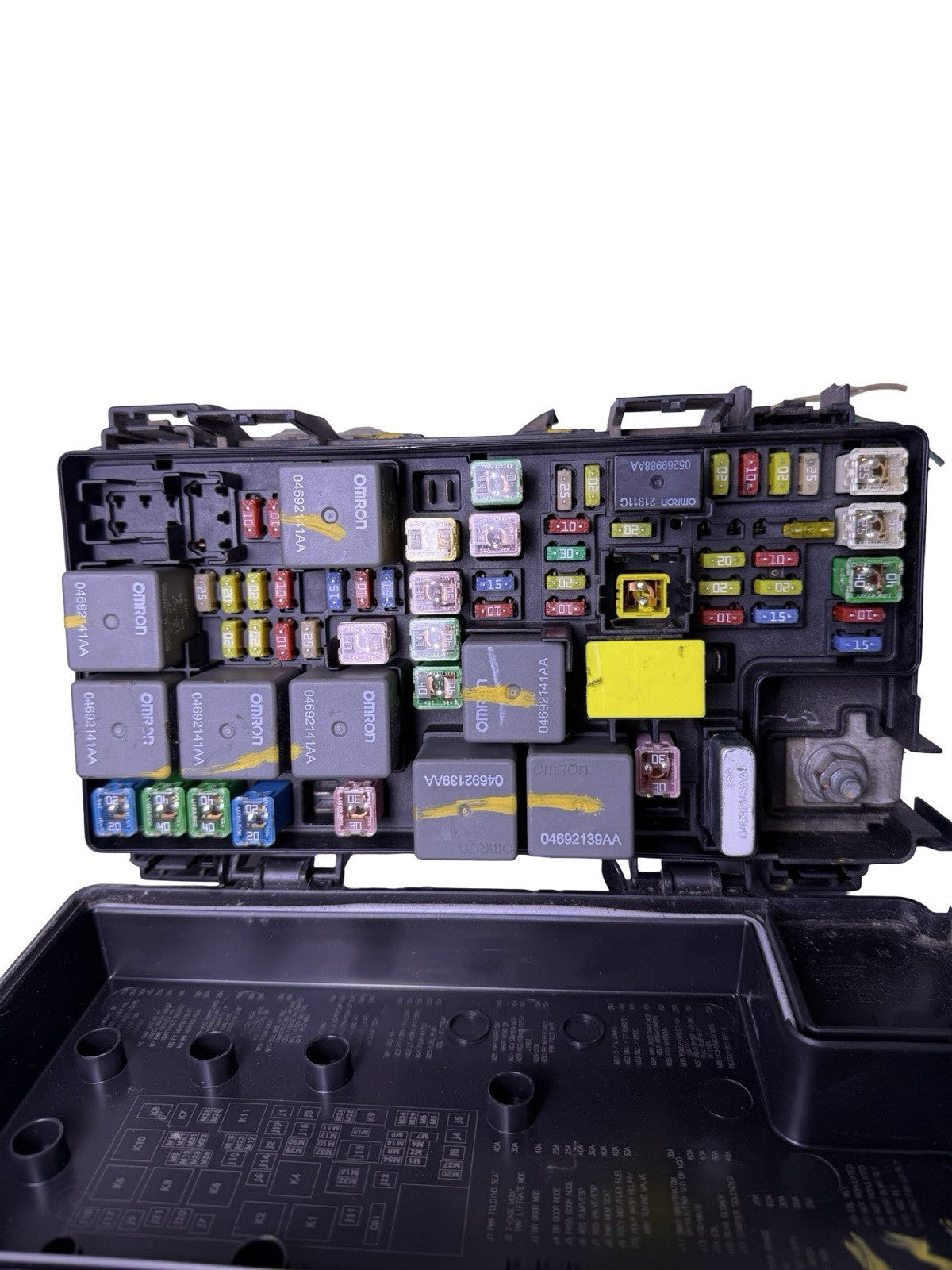 TIPM / Fuse Box – 3.7L – KAD09C02B5 for 2007 Dodge Nitro — photo 7