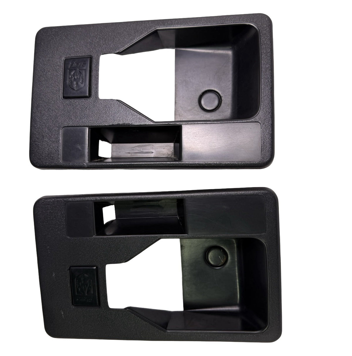 Door Handle Lock Trim Bezel Inserts Pair 20330569/68 for 1984-1988 Pontiac Fiero — photo 3