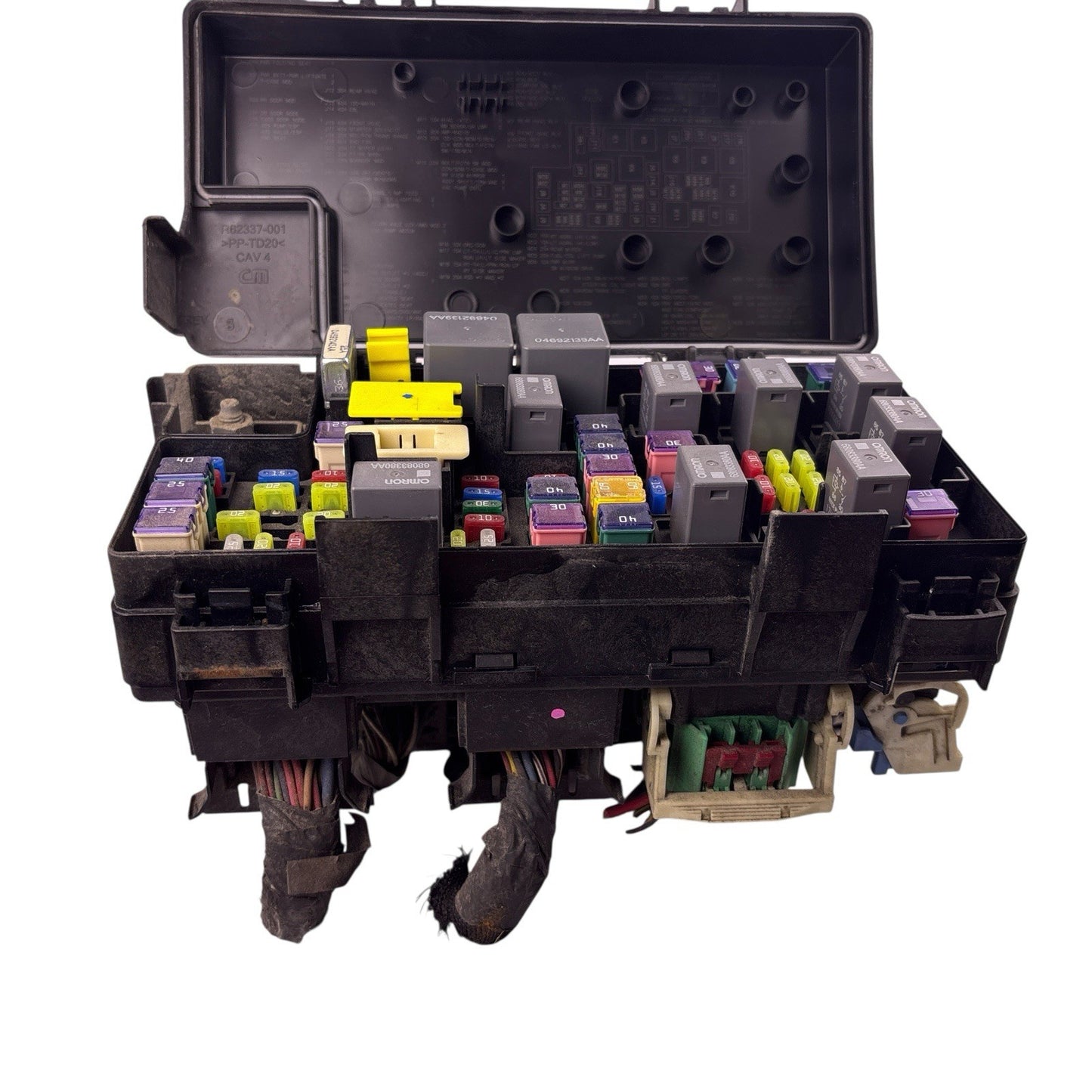 15–20 Grand Caravan Town & Country TIPM Fuse Relay Box OEM 68239606AA