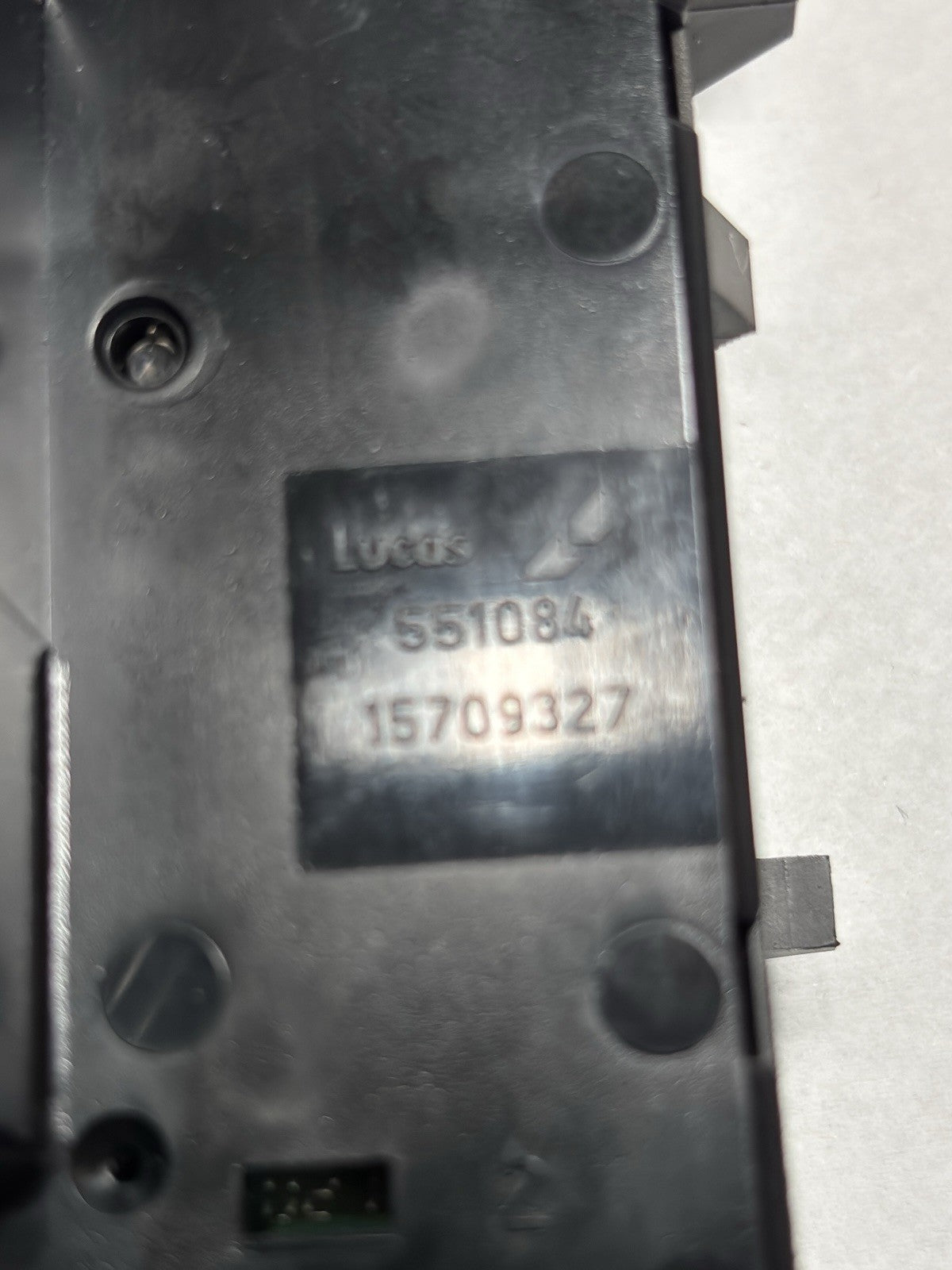 Chevrolet Suburban 4x4 Transfer Case Switch for 1999-2002 GMC Sierra — photo 4
