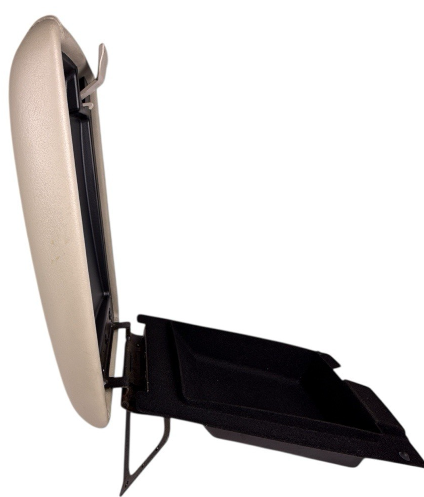 OEM 06-11 DTS Lucerne Center Console Armrest Lid Beige/Cashmere (GM code 32I)
