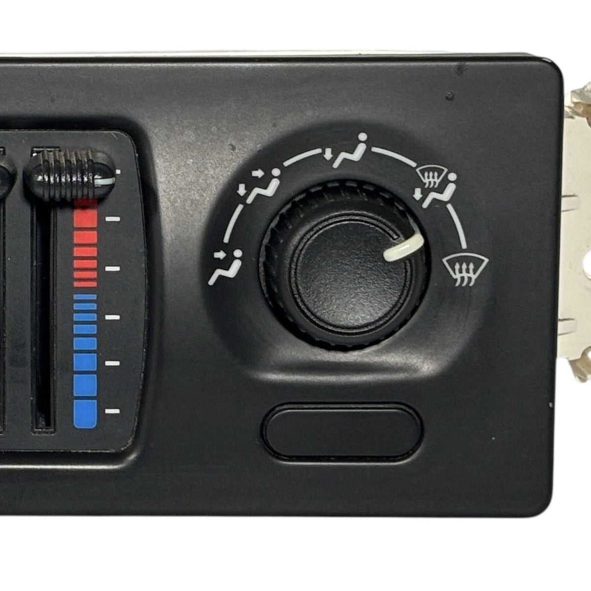 Sierra HVAC Climate Control 10370033 No Rear Defrost Module for 2003-2006 Chevrolet Silverado — photo 3