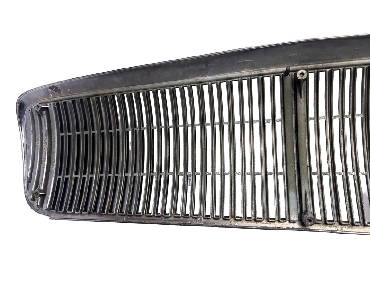 Front Grille – 25603740 – Clean Chrome for 1997-2005 Buick Park Avenue — photo 10