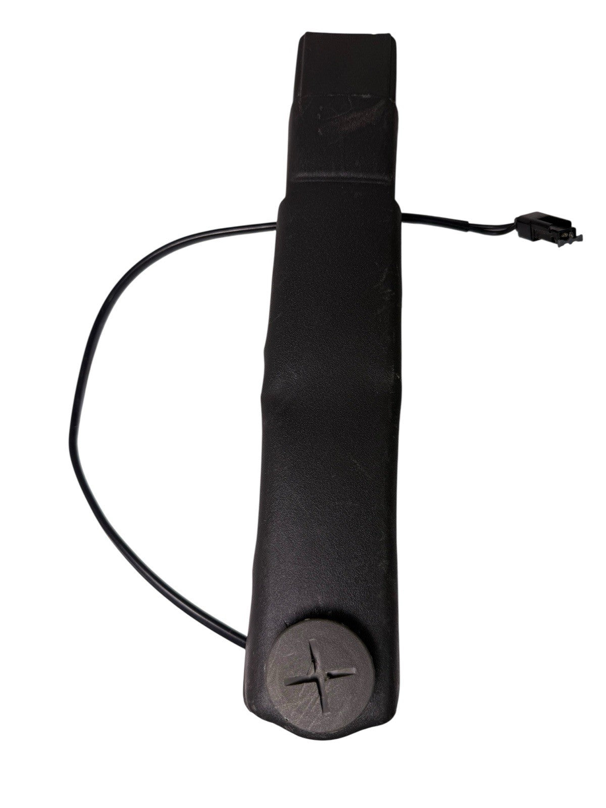 OEM 1998-2002 Chevrolet Express Savana Passenger Seat Belt Buckle RH Female Receiver 12543202 — Part# 12543202