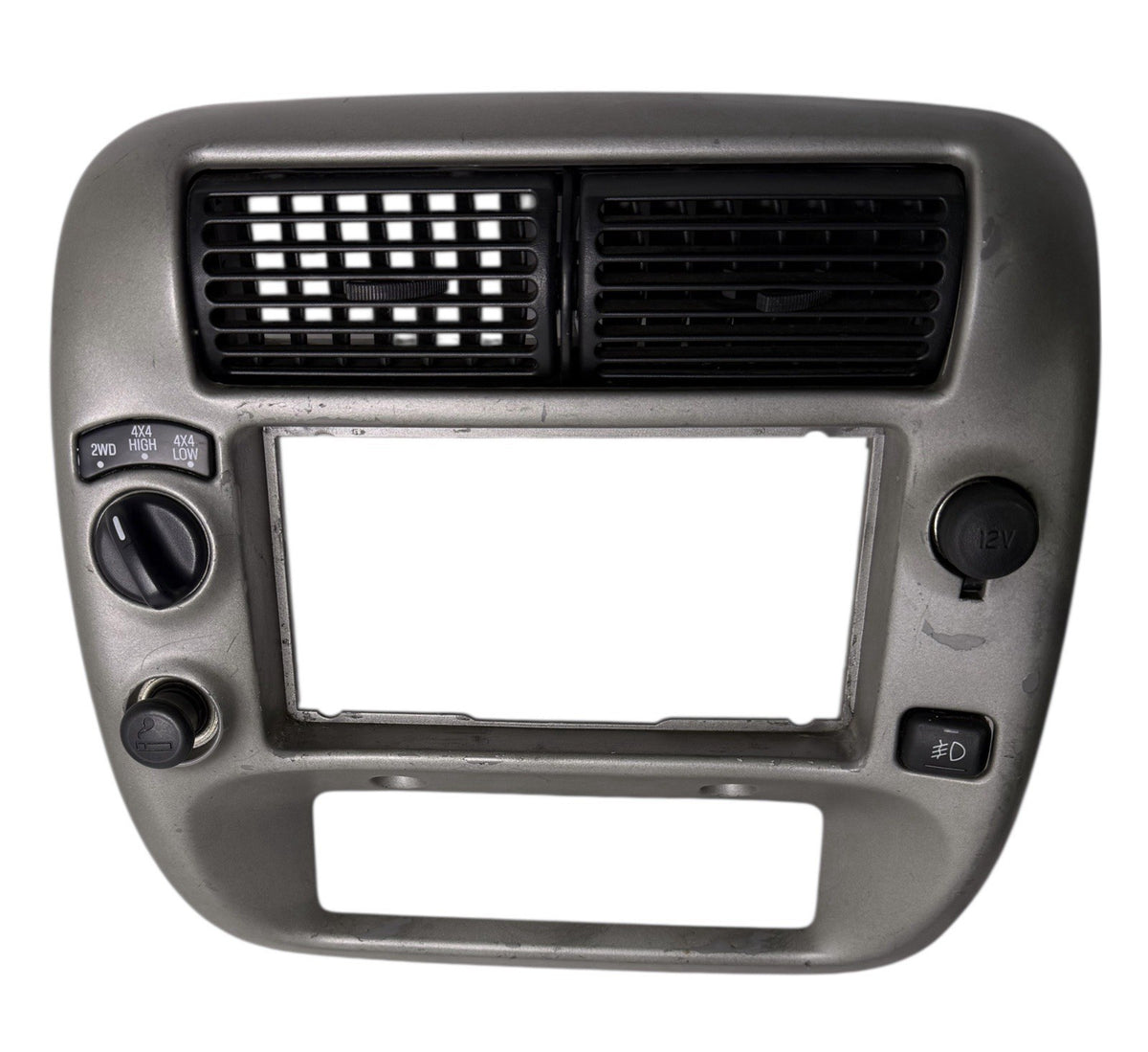 Dashboard Radio Heater Bezel w/ 4x4, Fog Lights & Lighter 1L5Z-10044D70-BA-SVR for 1995-2004 Ford Ranger — photo 4