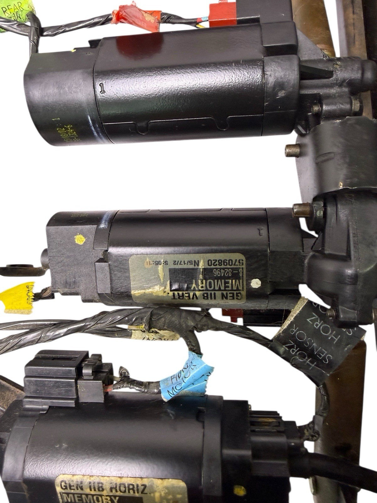 WJ Driver Power Seat Track w/ Memory Module 5012693AA for 1999-2004 Jeep Grand Cherokee — photo 18