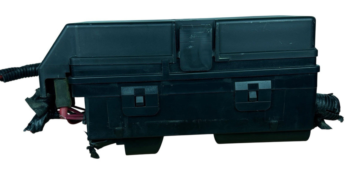 3.6L Engine Bay Fuse Box w/ Pigtails 3.6L 25883018 for 2008-2012 Chevrolet Malibu — photo 13