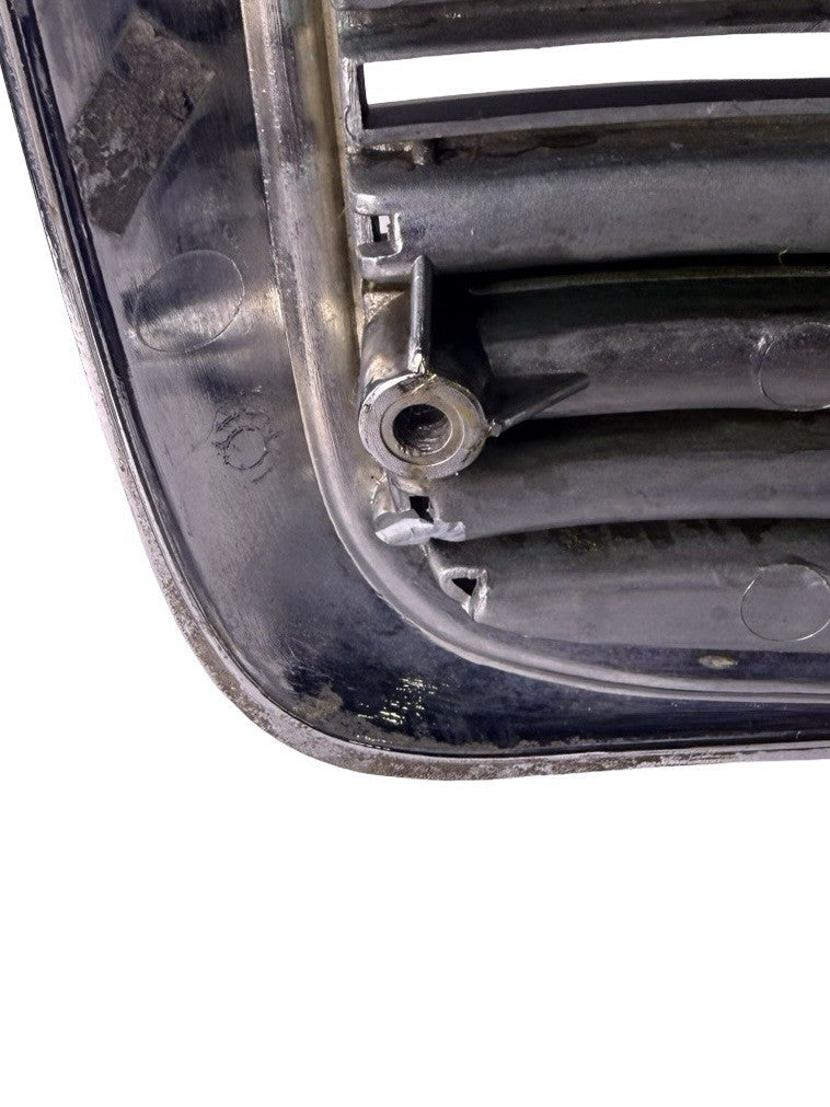 Front Grille – 25603740 – Clean Chrome for 1997-2005 Buick Park Avenue — photo 12