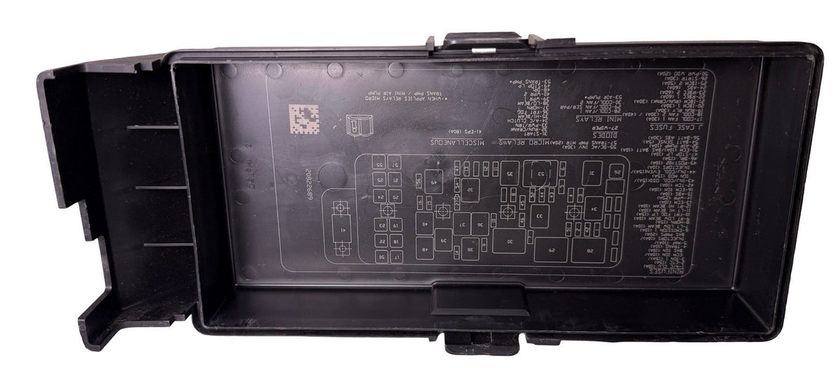 Engine Fuse Box 20822689 – Aura / G6 Compatible for 2009-2012 Chevrolet Malibu — photo 7