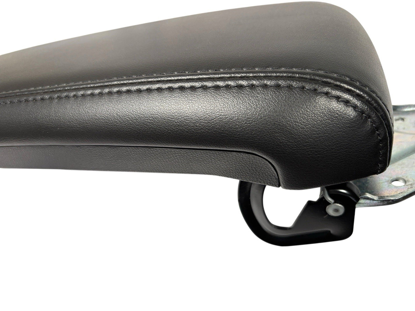 OEM 10–17 Chevy Equinox Terrain Center Console Armrest Black Stitching