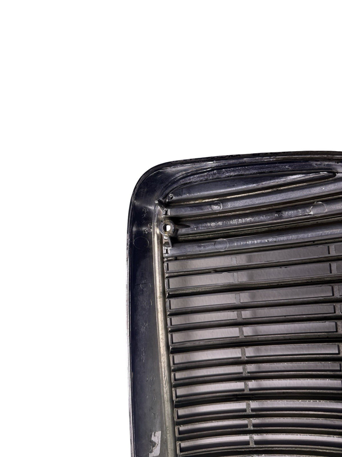 Front Grille – 25603740 – Clean Chrome for 1997-2005 Buick Park Avenue — photo 11