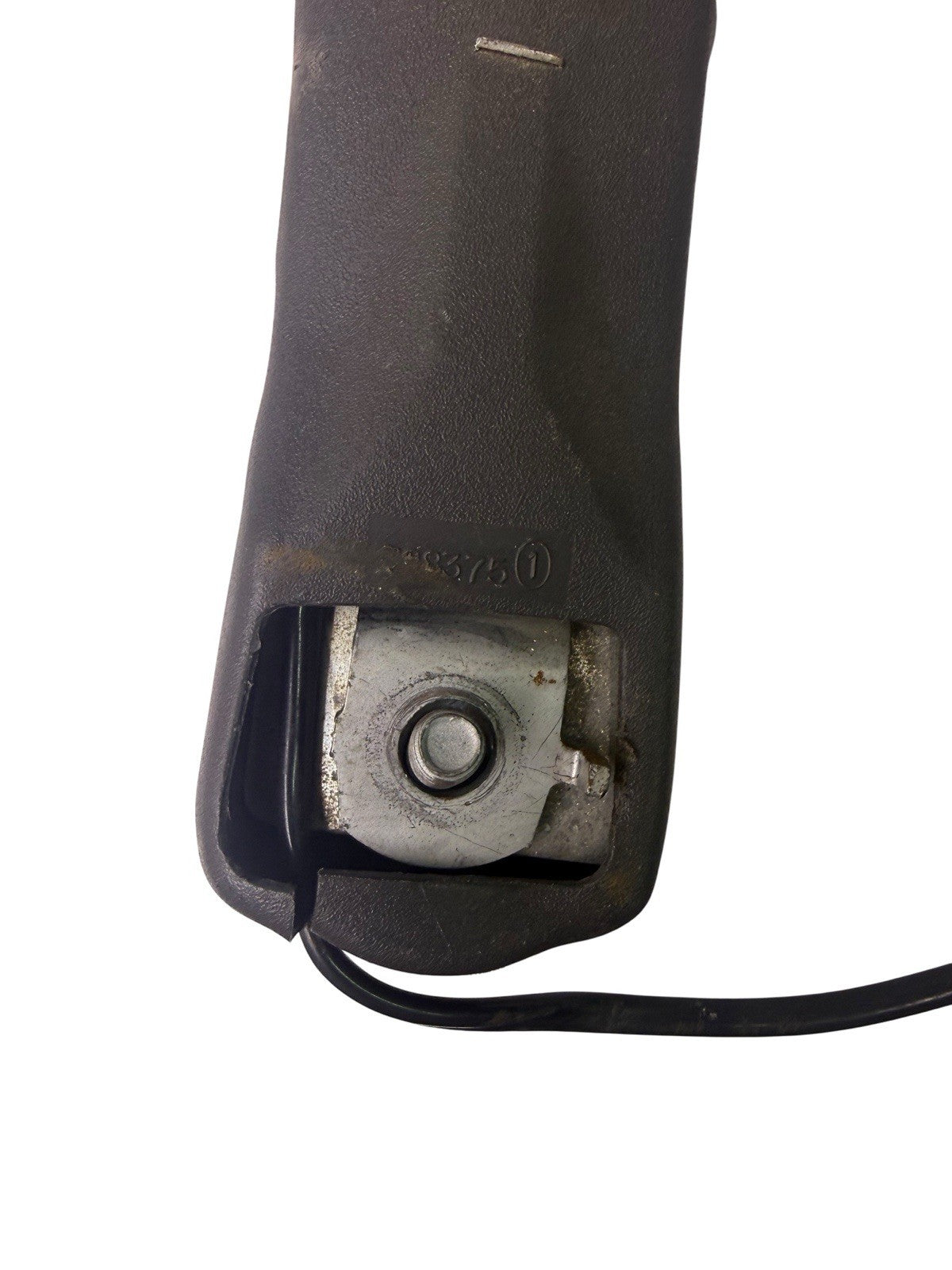 Savana Driver Seat Belt Buckle LH Female Receiver 12543205 for 1998-2002 Chevrolet Express — photo 4