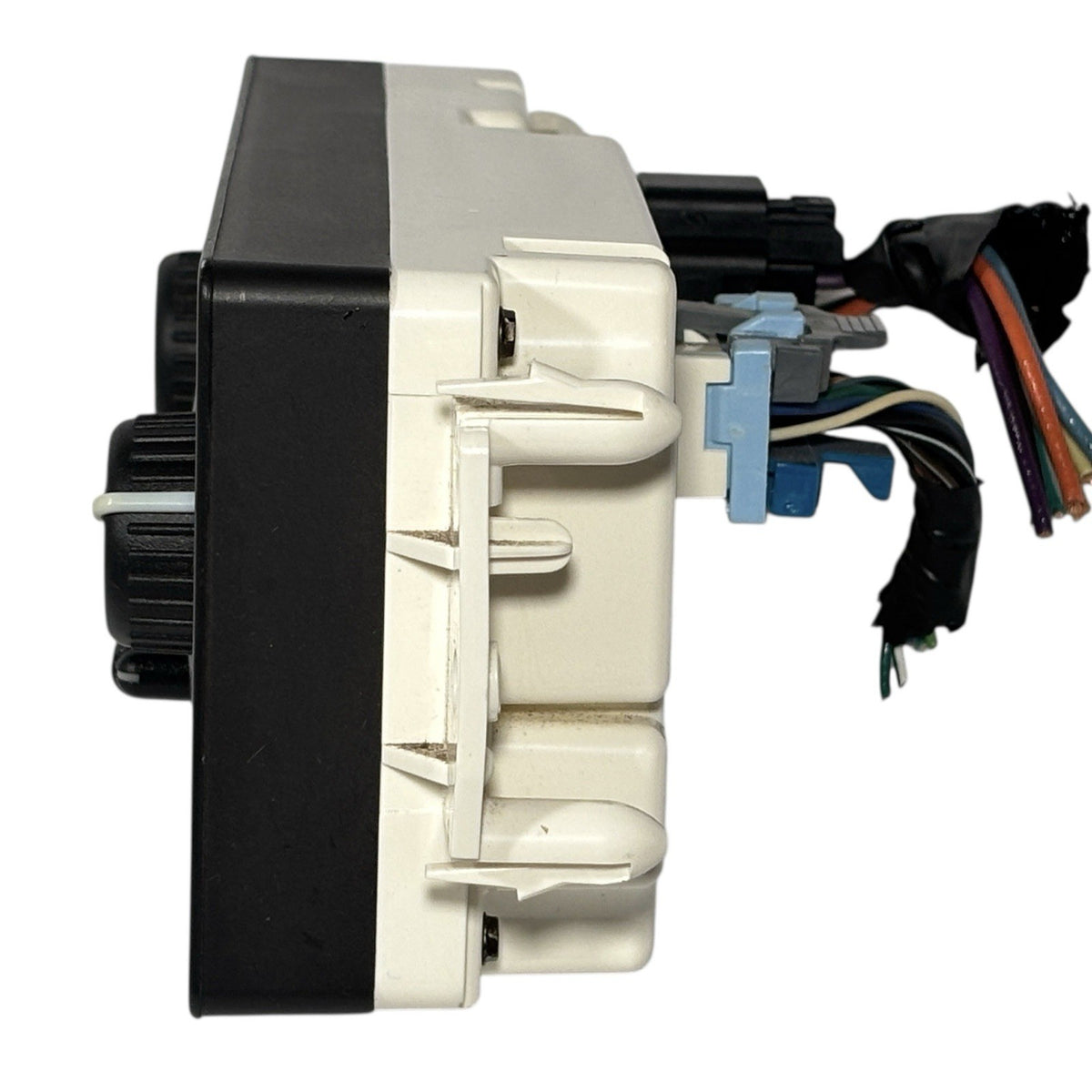 Sierra HVAC Climate Control 10370033 No Rear Defrost Module for 2003-2006 Chevrolet Silverado — photo 4