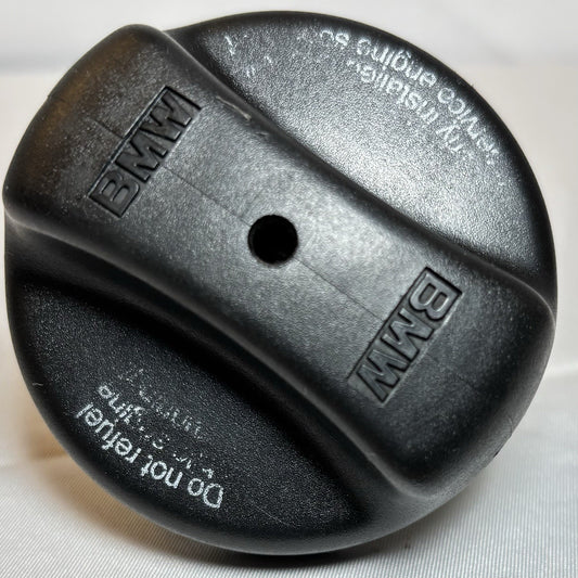 BMW Gas Fuel Filler Cap PA66-GF30 OEM Used 2000-2010 3 5 7 Series X5 HubesHub