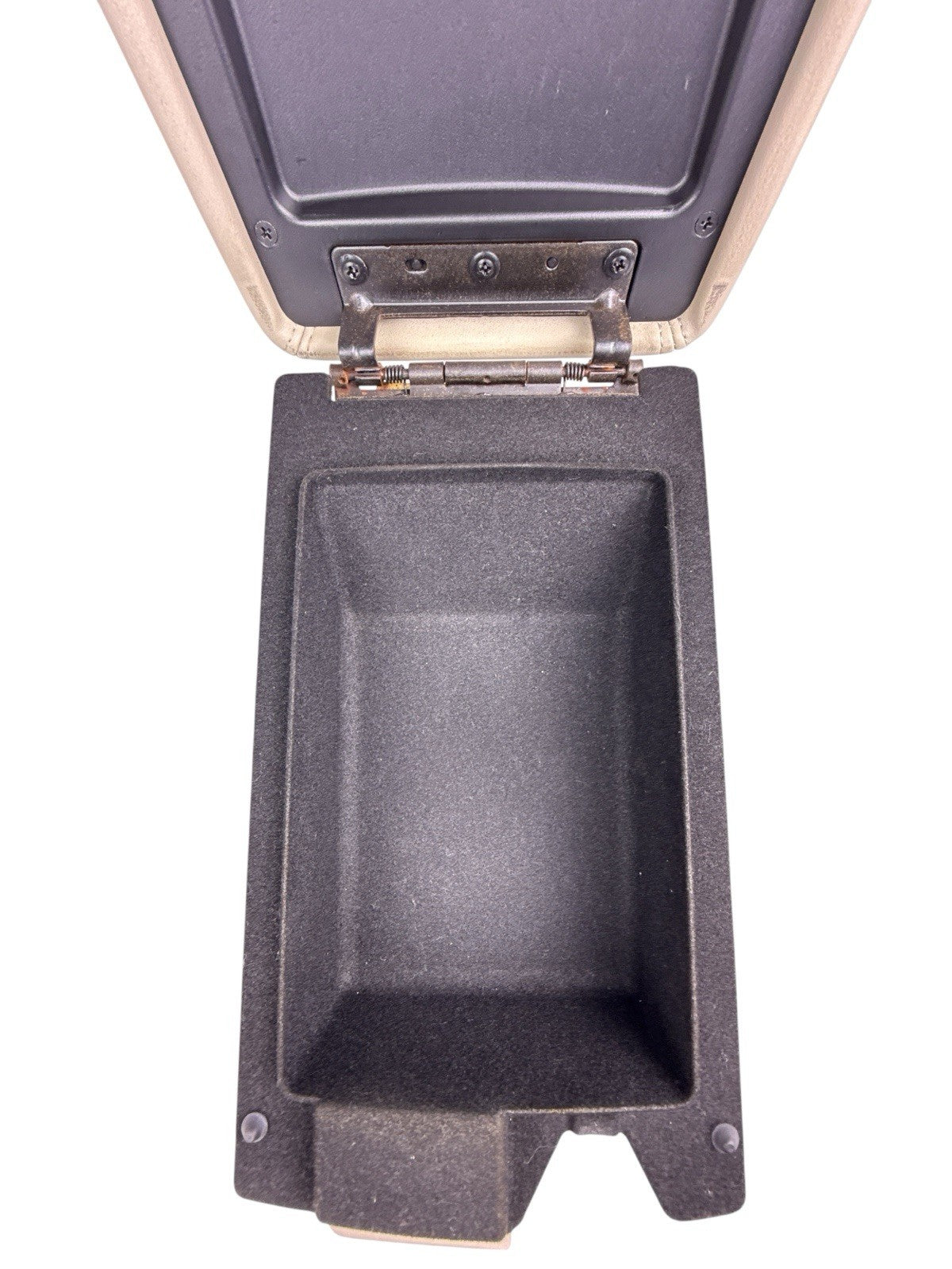 OEM 06-11 DTS Lucerne Center Console Armrest Lid Beige/Cashmere (GM code 32I)