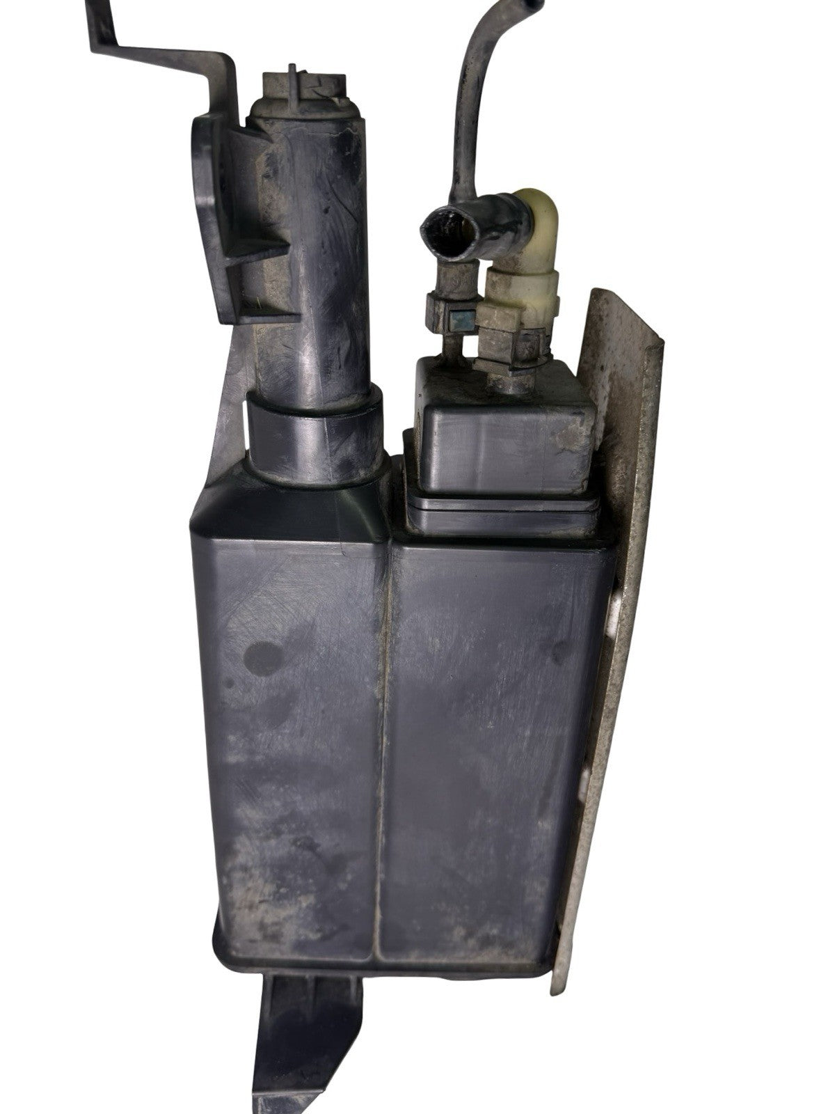 2.4L Charcoal Vapor Canister EVAP Assembly 31420-3Q000 for 2011-2014 Hyundai Sonata — 31420-3Q000