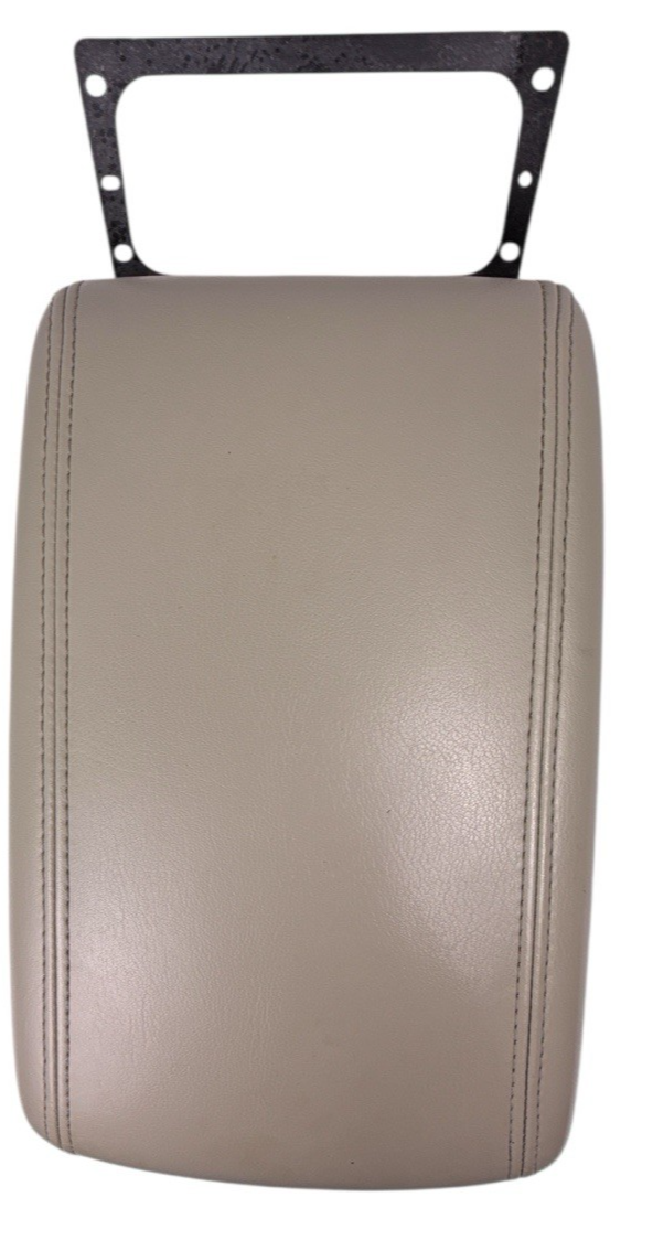 OEM 06-11 DTS Lucerne Center Console Armrest Lid Beige/Cashmere (GM code 32I)