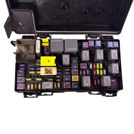 15–20 Grand Caravan Town & Country TIPM Fuse Relay Box OEM 68239606AA